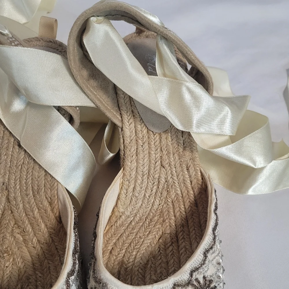 VTG Old Navy Women's Silver & Gold Satin Sequins Espadrille Shoes Size 8